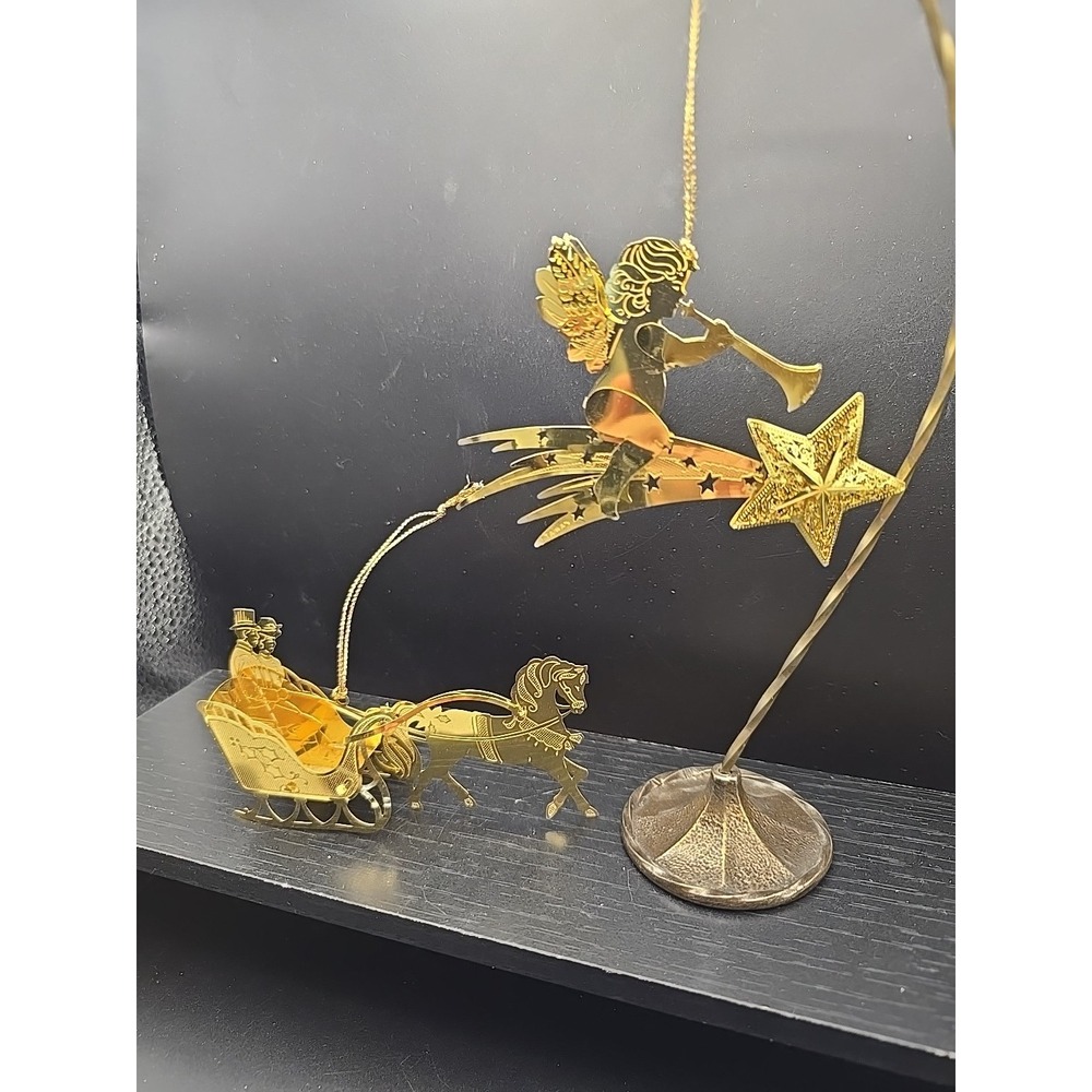 2 Metal Ornaments Couple On Horse Pulled Sleigh & Angel & Shooting‎ Star